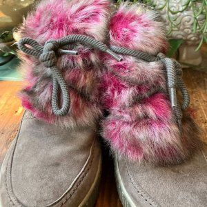 Gabor Faux fur chukka boot. Size 7.